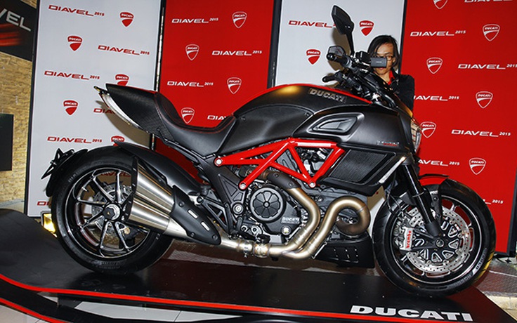 Ducati Diavel 2015 giá từ 675 triệu đồng